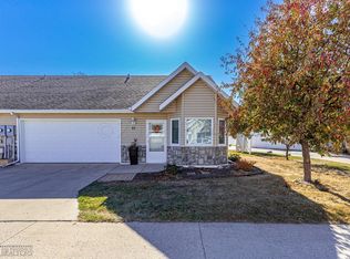 88 Pinewood Blvd, West Fargo, ND 58078
