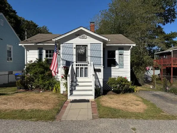 20 Carll Avenue, Old Orchard Beach, ME 04064