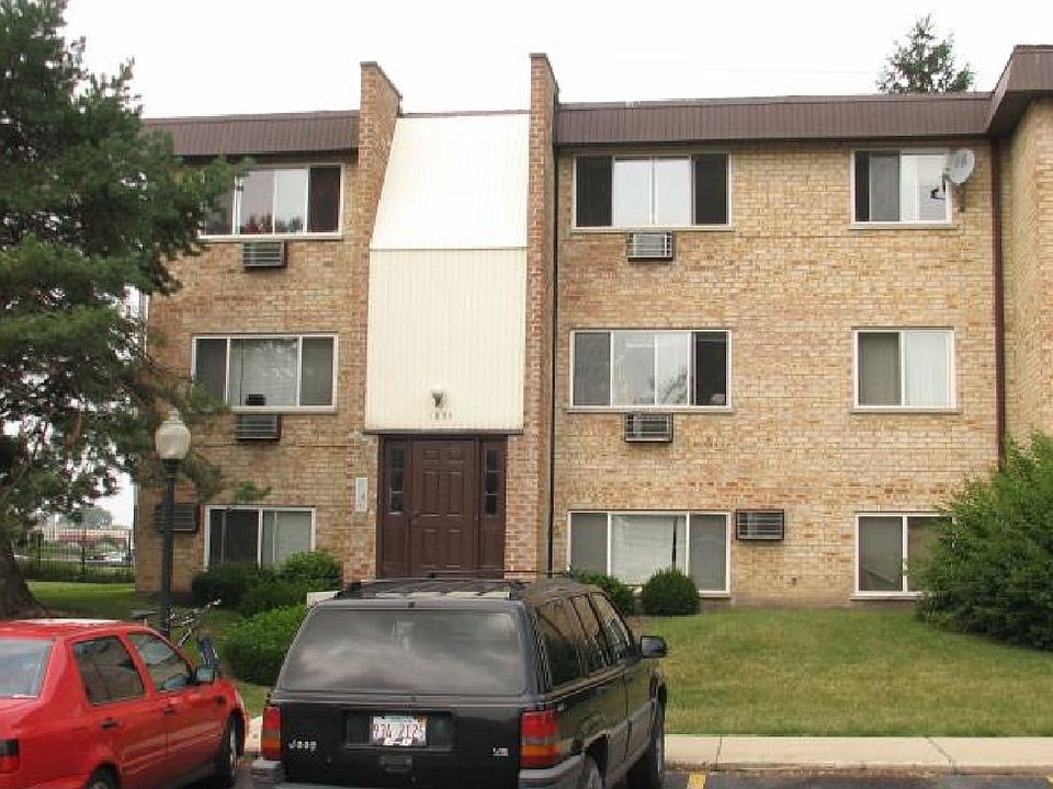 2nd image of 1854 S Phillip Dr APT 3A