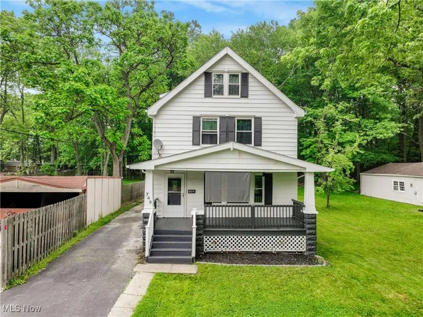 749 Wellmon St, Bedford, OH 44146