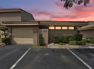 1701 Saint Andrews Rd, Hollywood, FL 33021