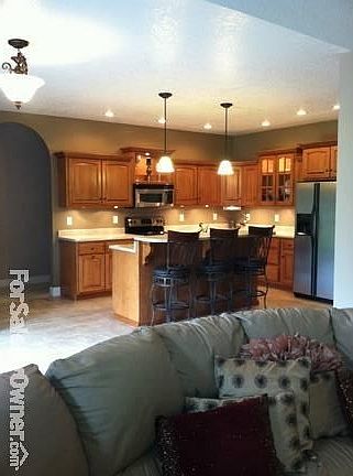 Open concept
						:
						Kitchen open to great room