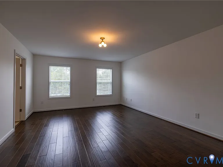 11443 Hayloft Ln — Photo 53