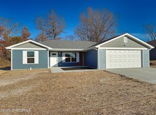 537 Kinleigh Dr, Fulton, MO 65251
