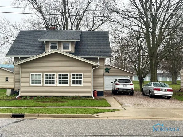 303 S 3rd St, Pioneer, OH 43554