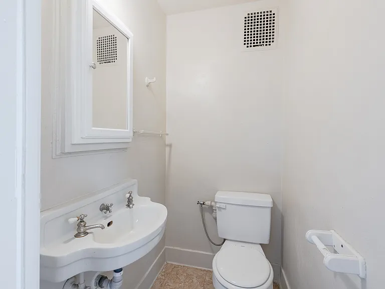 Bathroom #2
