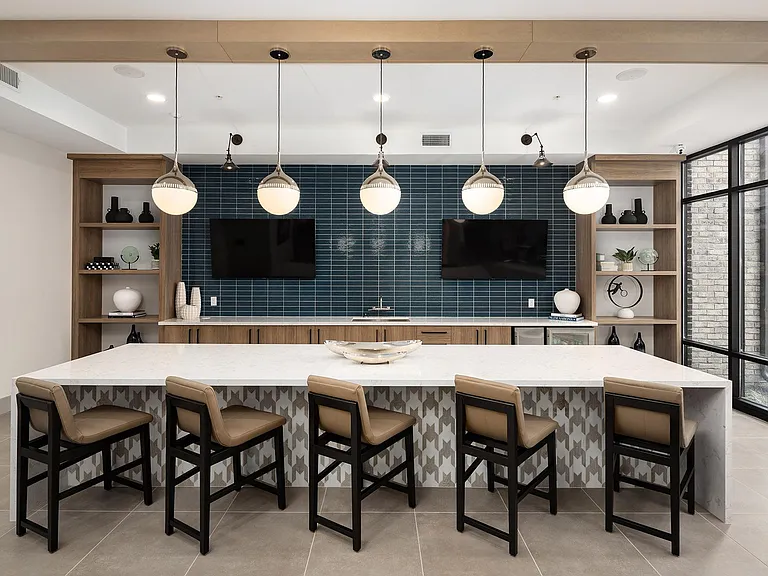 Aura Creekside Apartments — Photo 8