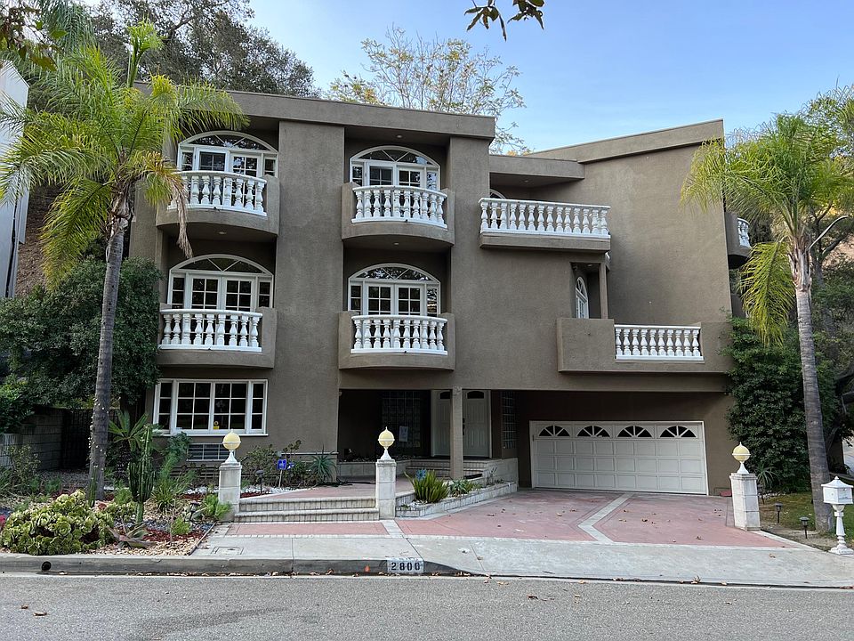 1st image of 2800 Glenoaks Canyon Dr