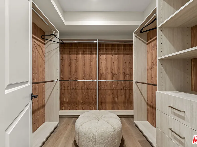 1825 Pandora Ave #Penthouse 402 — Photo 20