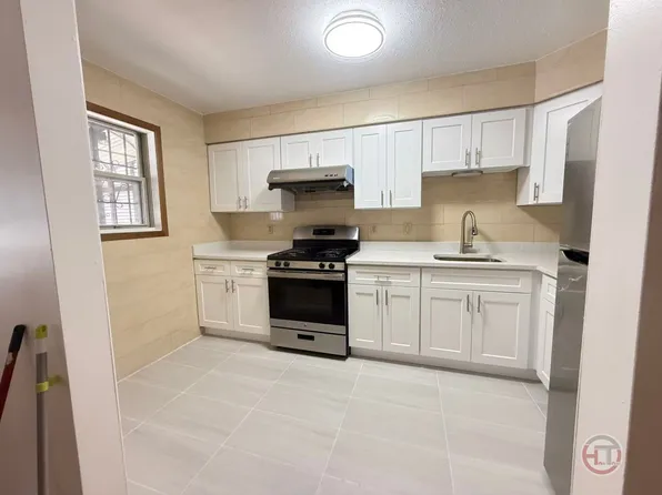 2043 Hermany Ave #1, Bronx, NY 10473