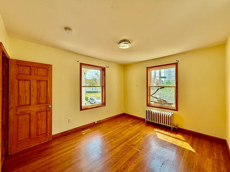 18 Bigelow St #1 — Photo 7