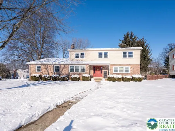 955 Little Lehigh Dr, Emmaus, PA 18049