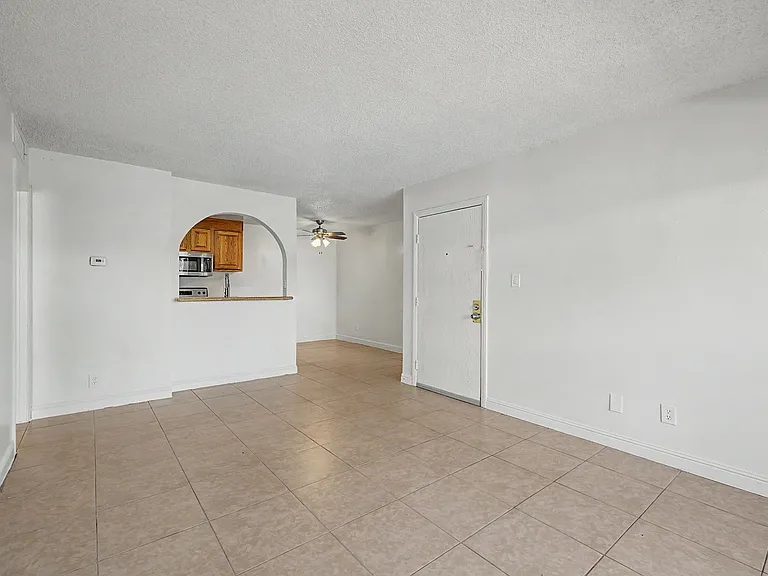 1515 E Reno Ave #A103 — Photo 9