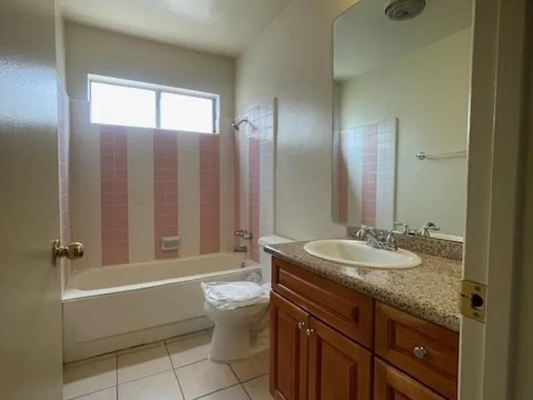 1689 Amberwood Dr #103 — Photo 11