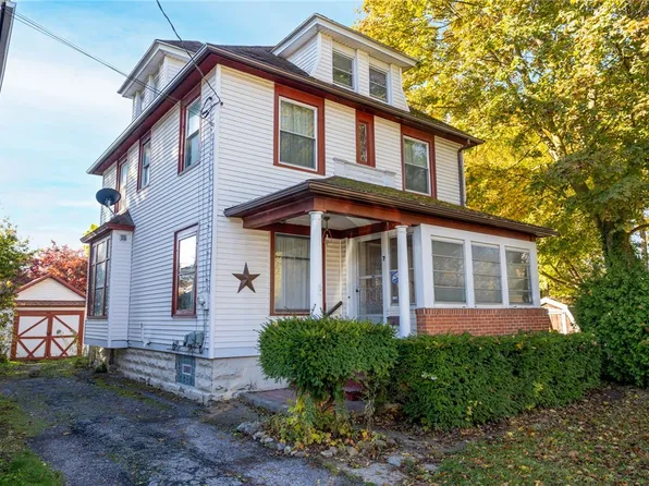 7 Hull Park, Batavia, NY 14020