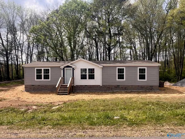 106 Martin Ln, Guntersville, AL 35976