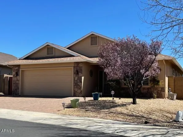 465 N LA PAZ Street, Dewey, AZ 86327