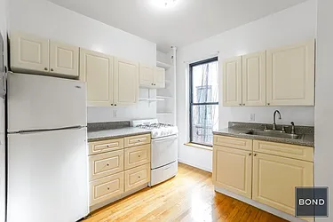 Rented by Bond New York