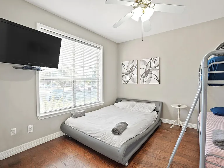 3205 Vinson Ct — Photo 39