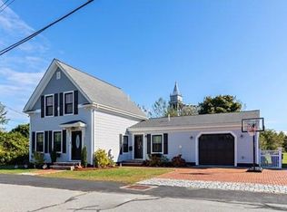 16 Taylor Rd, Bourne, MA 02532
