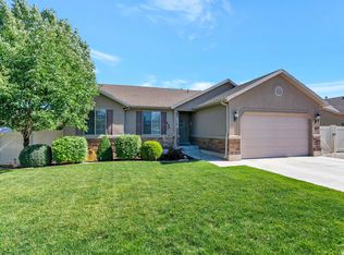 672 Stonebrook Ln, Santaquin, UT 84655