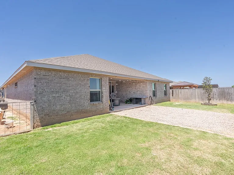8404 E County Road 115 — Photo 41