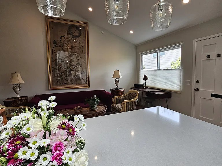 1731 Chapala St #3 — Photo 4