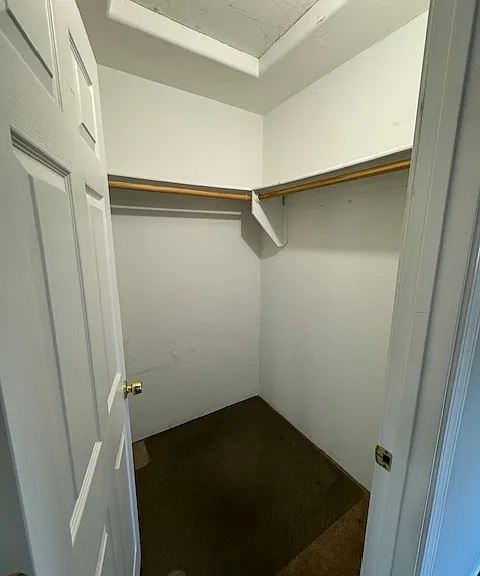 21620 Loop St — Photo 7