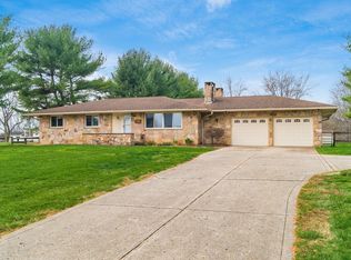 557 Hibbs Rd, Lockbourne, OH 43137
