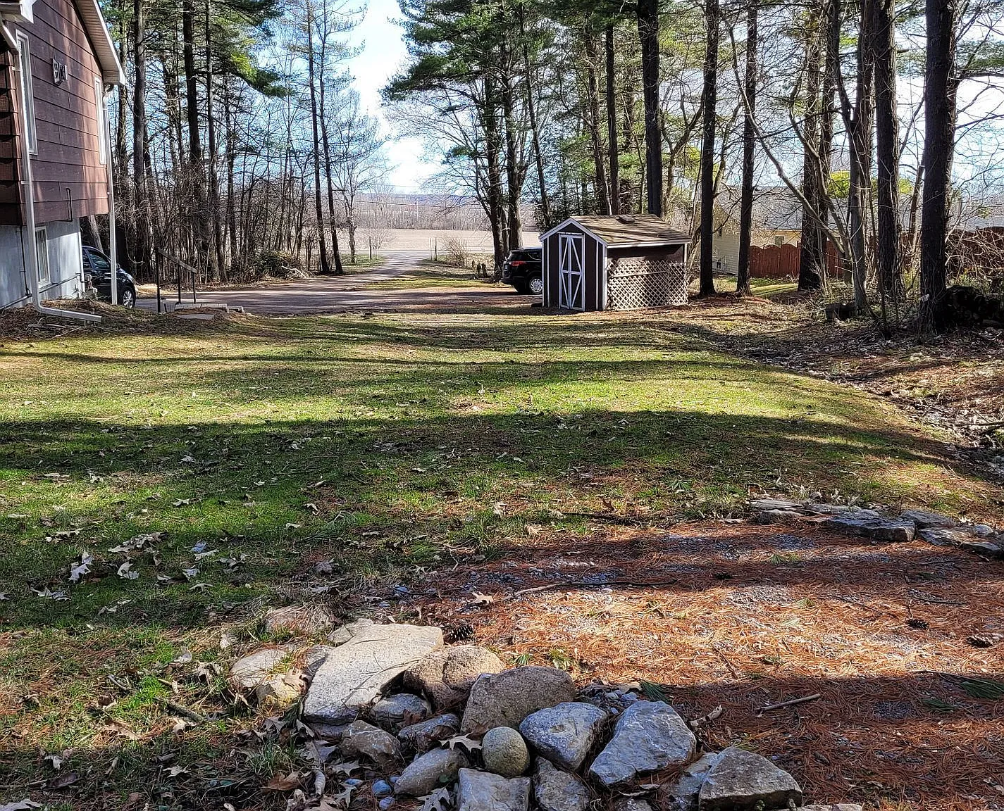 4 bed, $2,950 — Photo 1