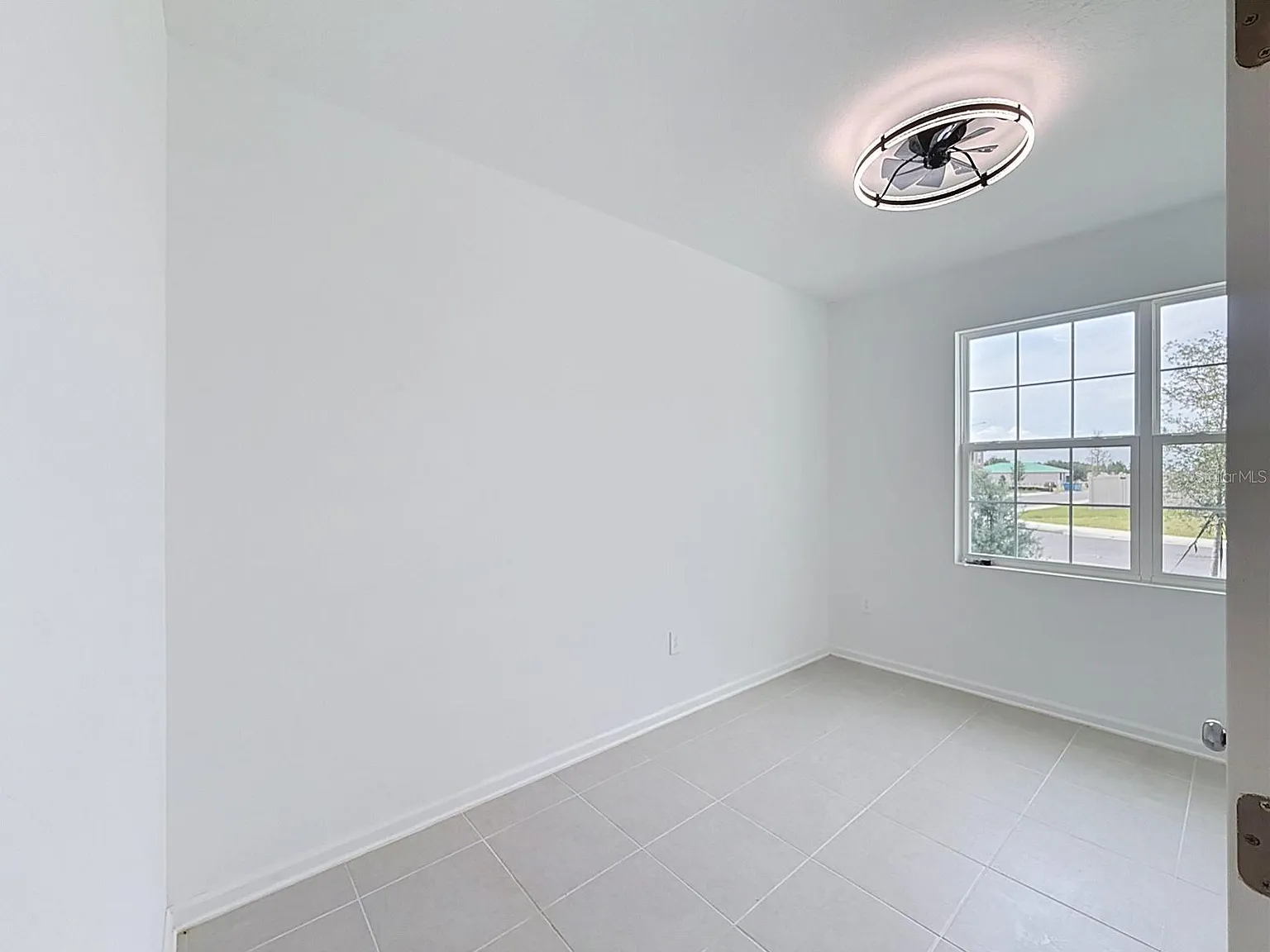 2 bed, 1.0 bath, 530 sqft, $1,600 — Photo 3