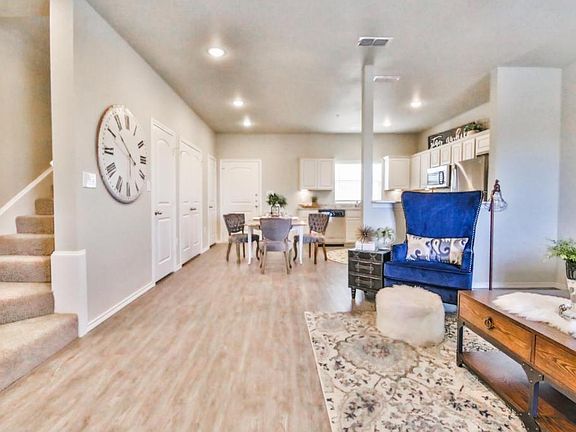 4th image of 3417 118th St APT 7-G
