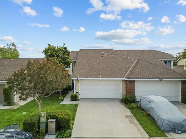 28347 Connie Ct, Santa Clarita, CA 91387