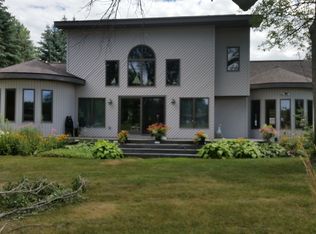 3713 Kawkawlin River Dr., Bay City, MI