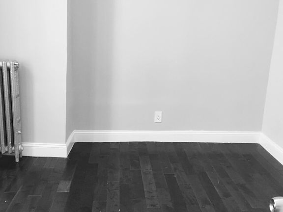 3rd image of 326 E 117th St APT 15