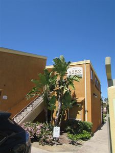 5252 Balboa Arms Dr UNIT 201, San Diego, CA, 92117