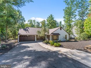 8 Westbrooke Ct, Voorhees, NJ 08043