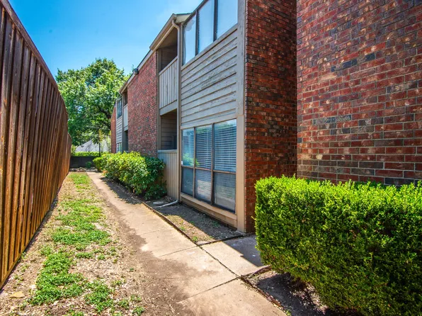 9254 Forest Ln APT 302, Dallas, TX 75243