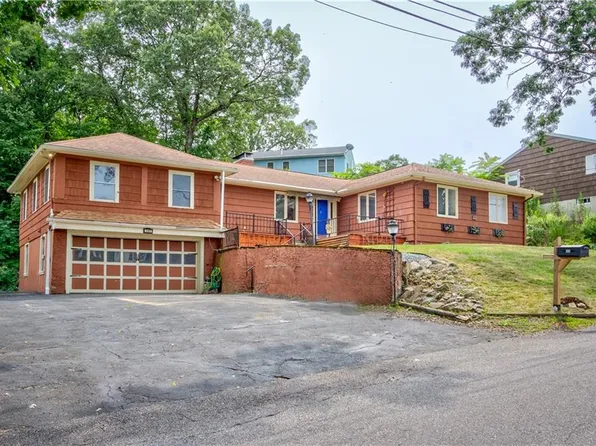 143 Waumsett Ave, Cumberland, RI 02864