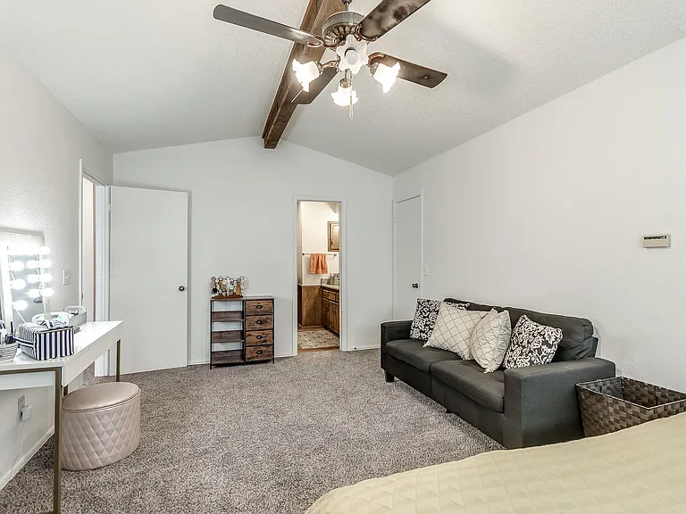 6103 Gaelic Glen Dr — Photo 20