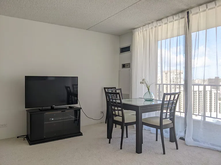411 Hobron Ln #2409 — Photo 5