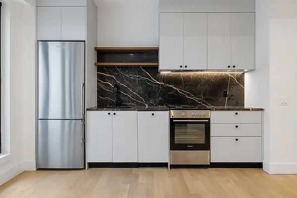 Rented by Dalan Rentals | media 34