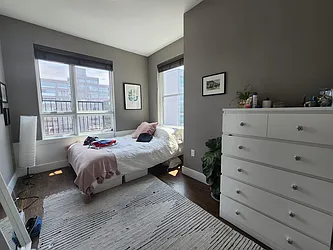 Rented by RELEASE NY