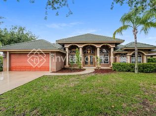 101 Jacaranda Ct, Royal Palm Beach, FL 33411
