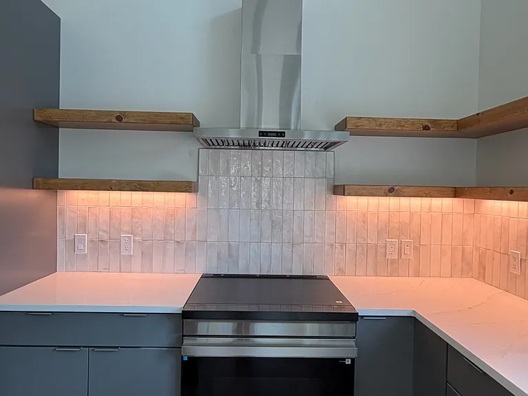 Brand new induction stove. If you haven't used induction before, get ready...it's unbelievably fast and by far the most efficient way to cook.