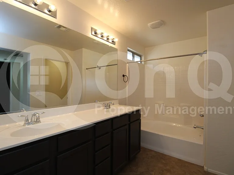 3450 E Tulsa St — Photo 33