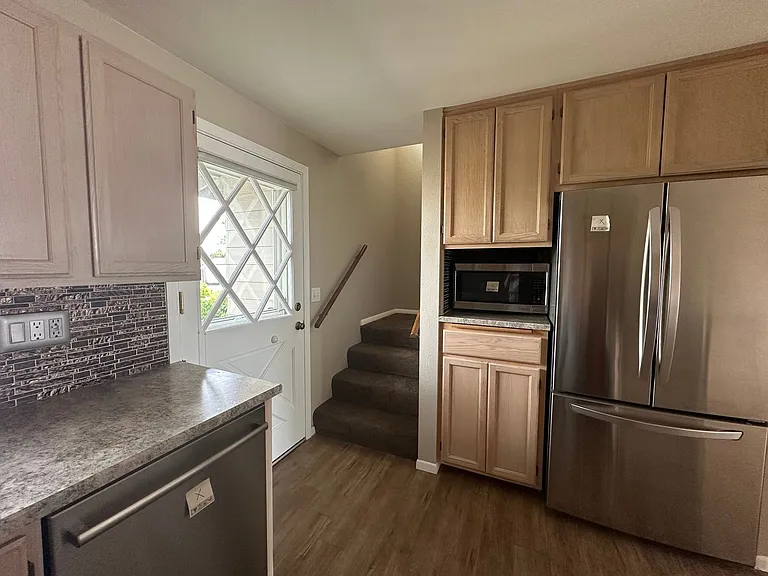 4038 Mayne Ln #13 — Photo 4