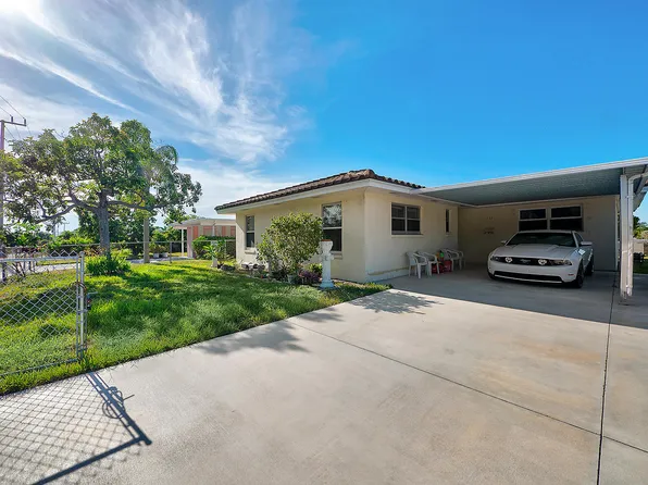 744 Ridgewood Dr, West Palm Beach, FL 33405