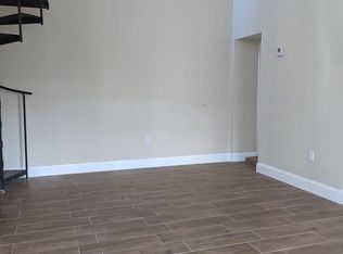 616 N 11th St FRONT 3F, Philadelphia, PA 19123