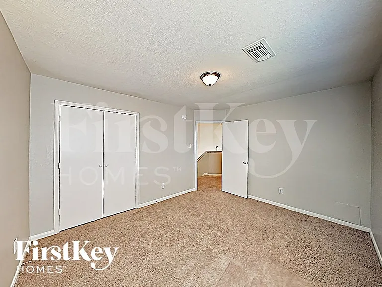1438 Rocky Glen Ln — Photo 12
